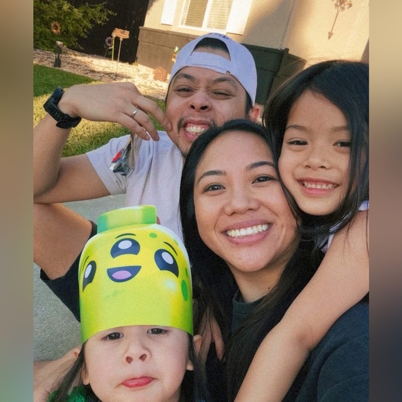 Meet your Posher, J! - Picture 1 of 1